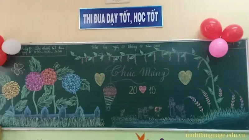 trang trí bảng 20/10 5