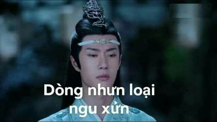 Cầu nguyện meme dễ thương và hài hước với hình ảnh chắp tay cầu nguyện.