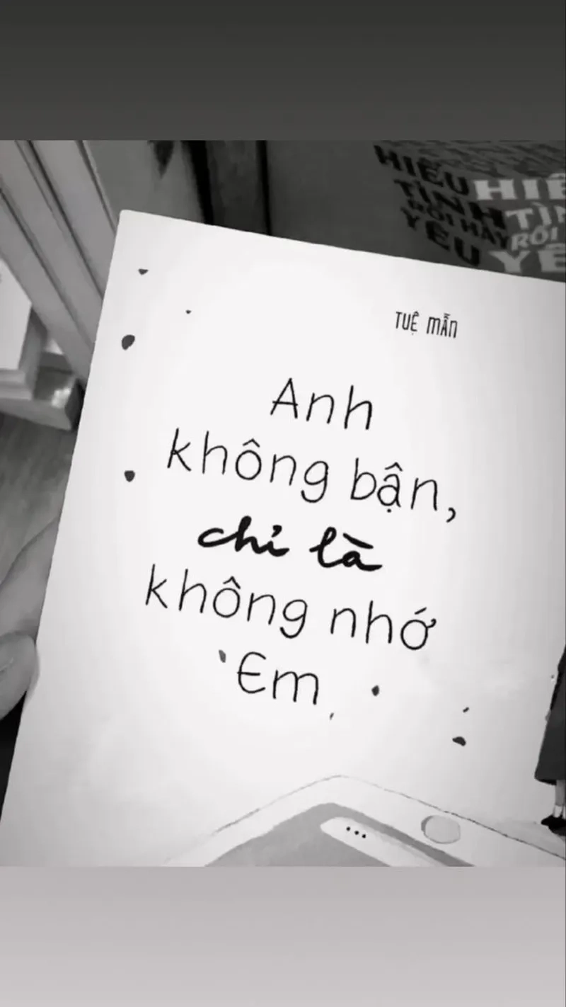 Meme nhớ em quá khiến ai cũng bật cười vì biểu cảm hài hước.