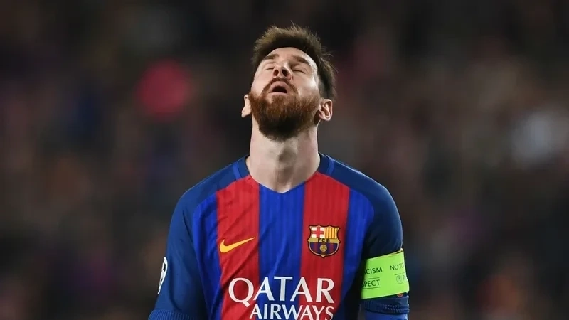 Little messi meme này thể hiện sự đáng yêu và hài hước của Messi lúc nhỏ.