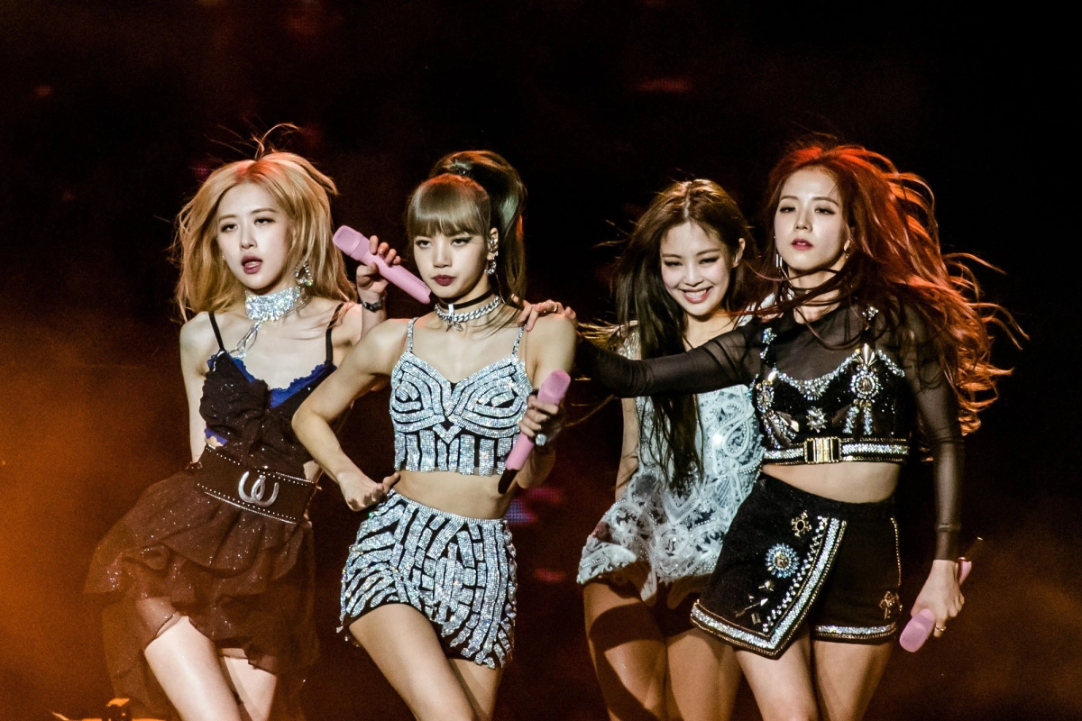 Khám phá cảm xúc qua blackpink single album