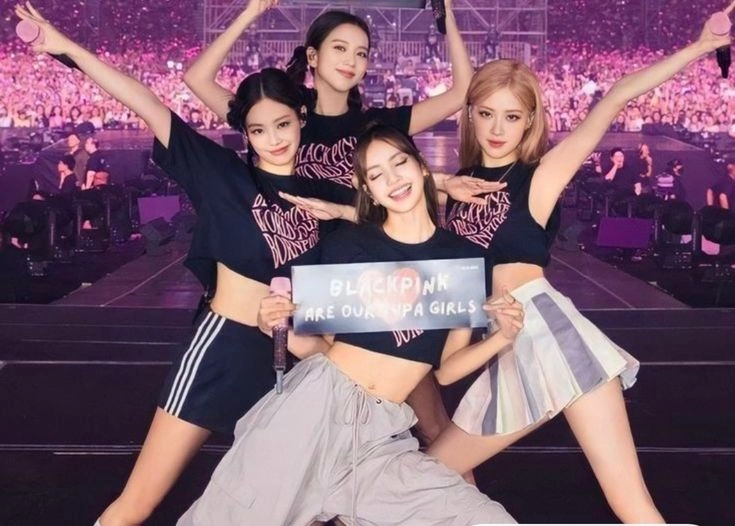 Chụp chung ấn tượng qua ảnh blackpink chụp chung