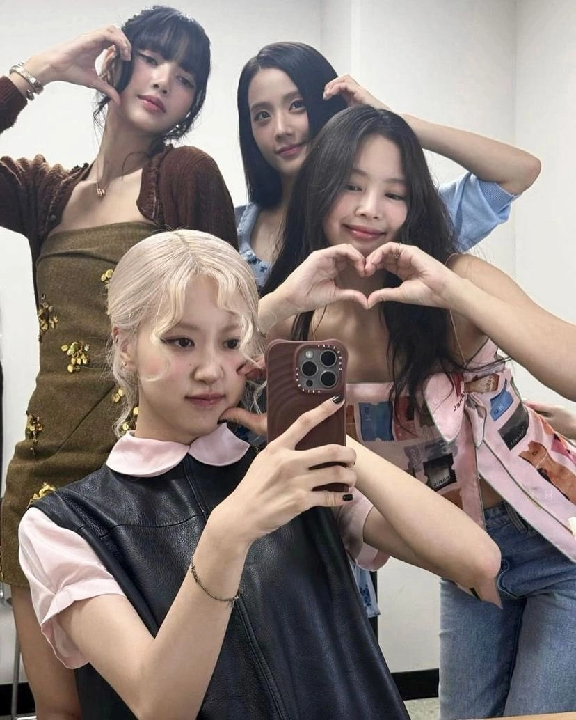 Dễ thương từng khoảnh khắc trong ảnh blackpink dễ thương