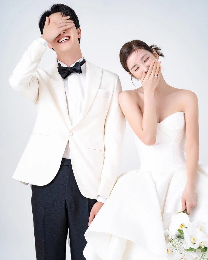 Phong cách hiện đại với chụp ảnh cưới studio