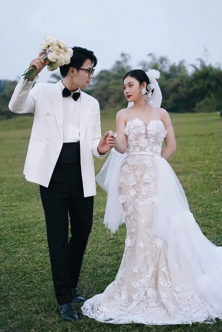 Tỏa sáng với kiểu tóc chụp ảnh cưới đẹp