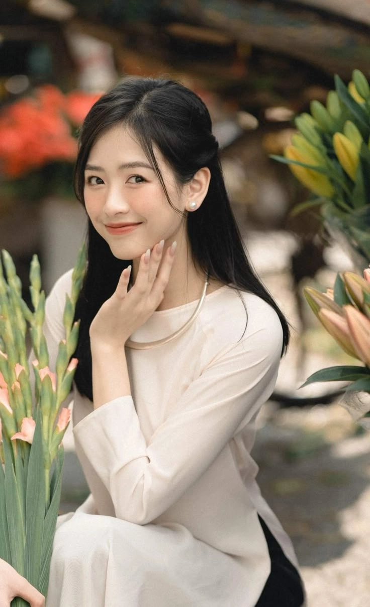 hình ảnh gái đẹp việt nam toát lên vẻ dịu dàng yêu kiều