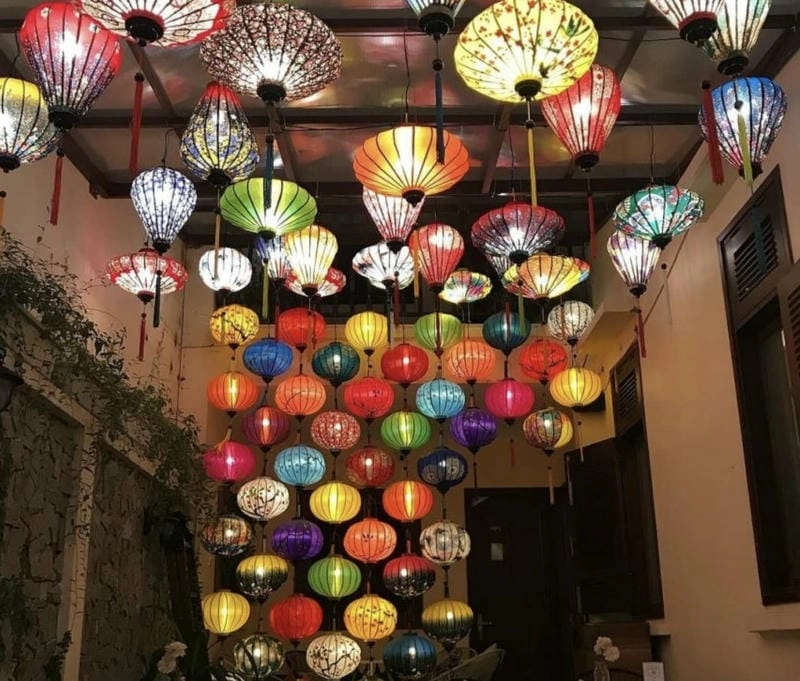 Khám phá trang trí lồng đèn đẹp mắt cho mọi dịp