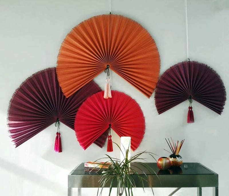 Chọn lựa trang trí quạt tròn tết phù hợp cho không gian đón xuân