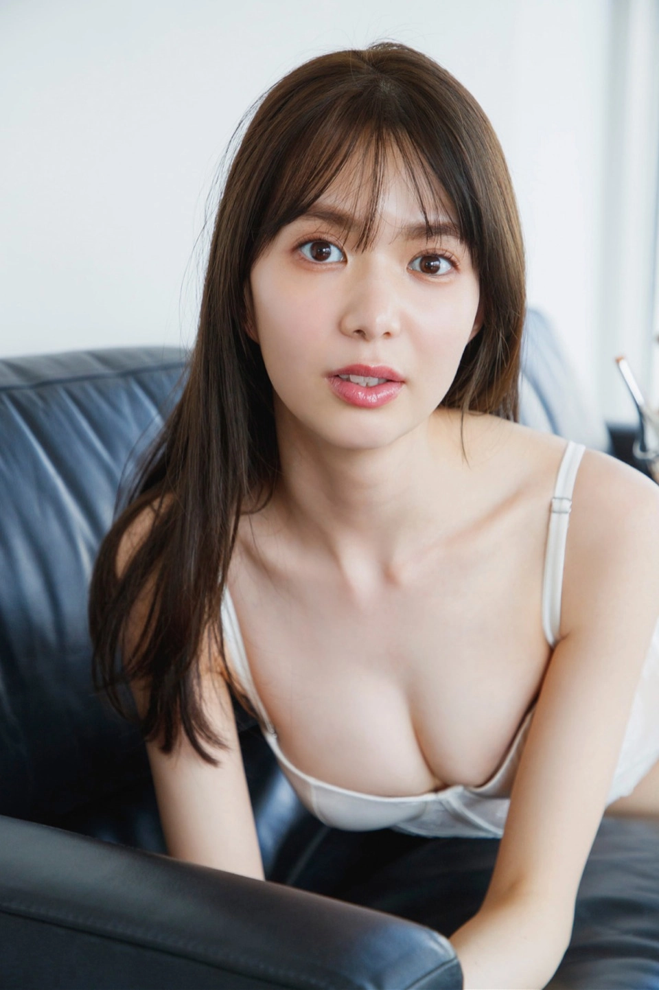 Matsudaira Riko khoe lồn múp nóng bỏng dâm đãng