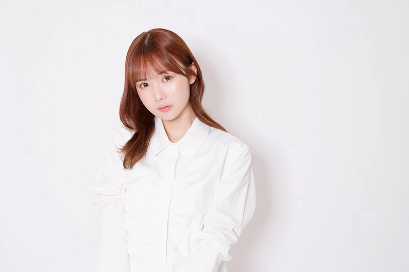 Miru Sakamichi bikini ướt át quyến rũ chết người