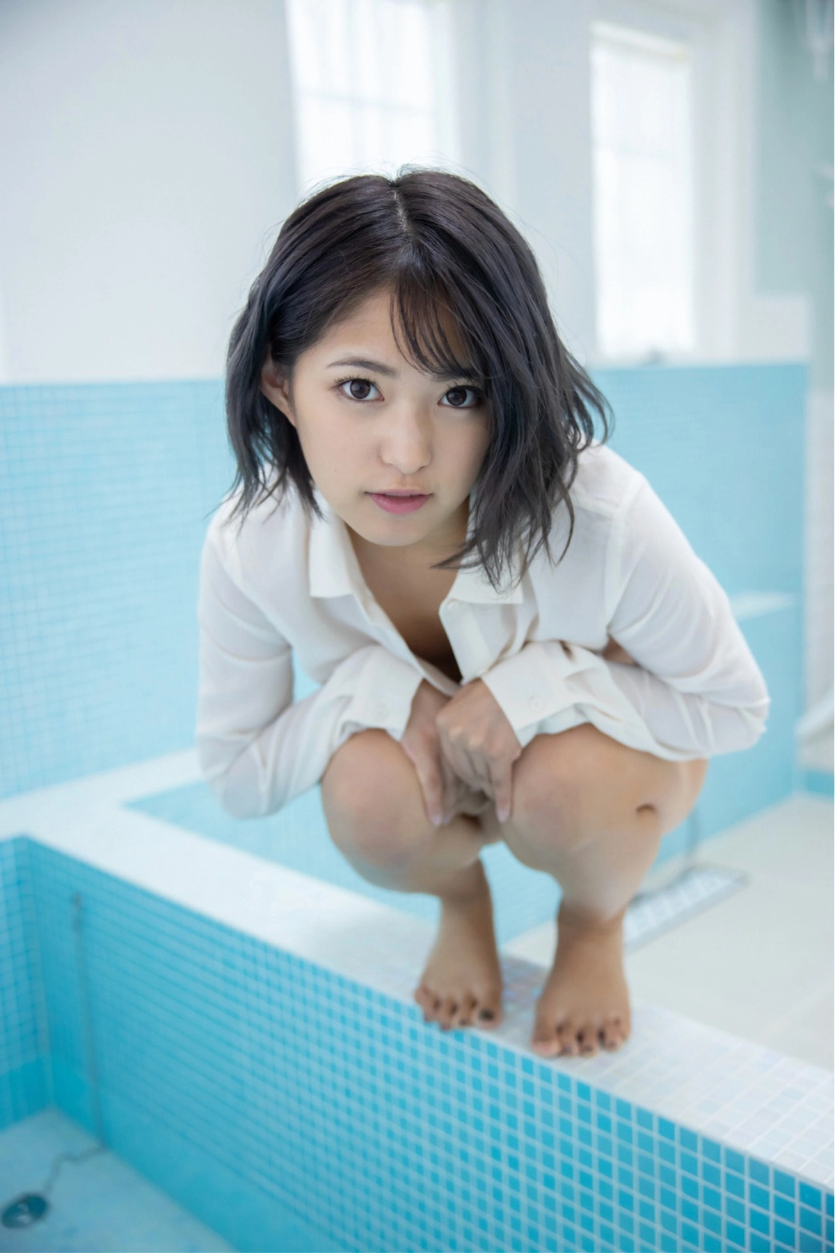 Mitsuki Nagisa váy ngắn lộ hàng nóng bỏng mê ly