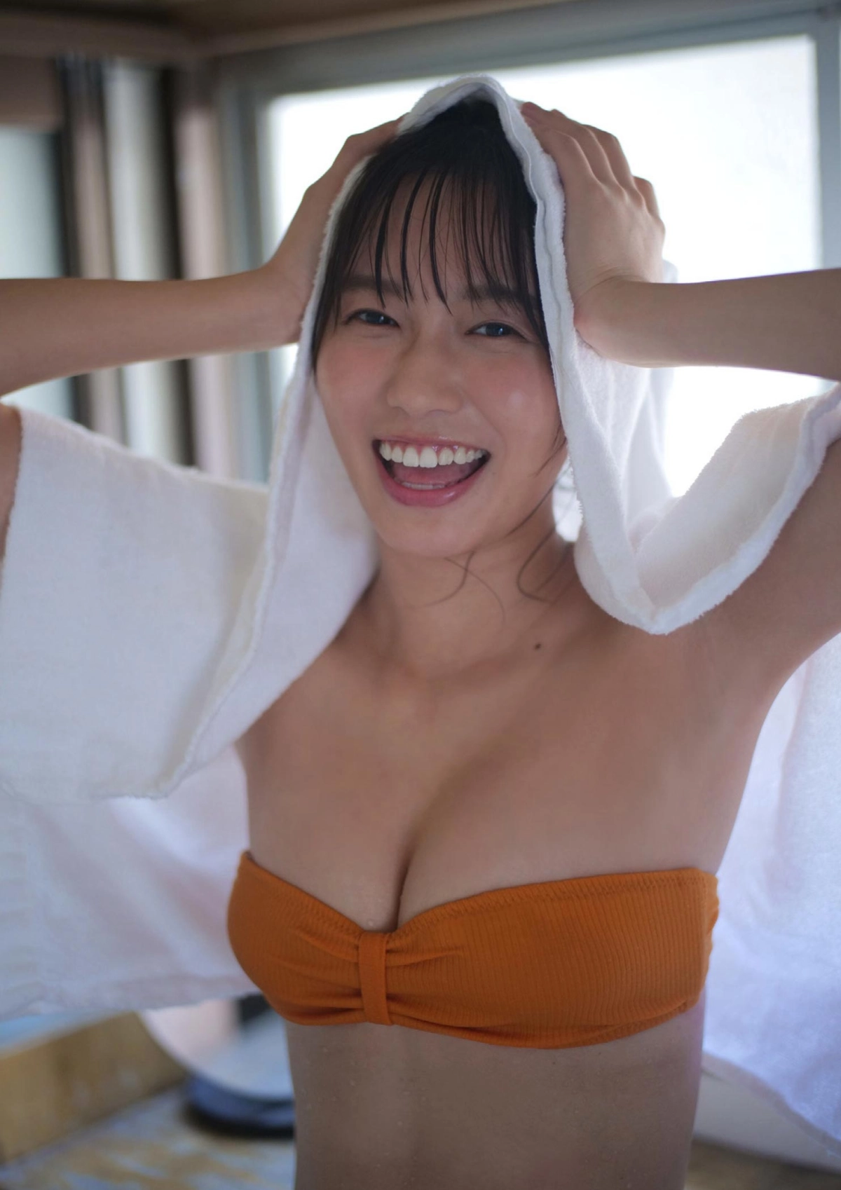 Nene Shida thân hình hoàn hảo sexy nóng bỏng