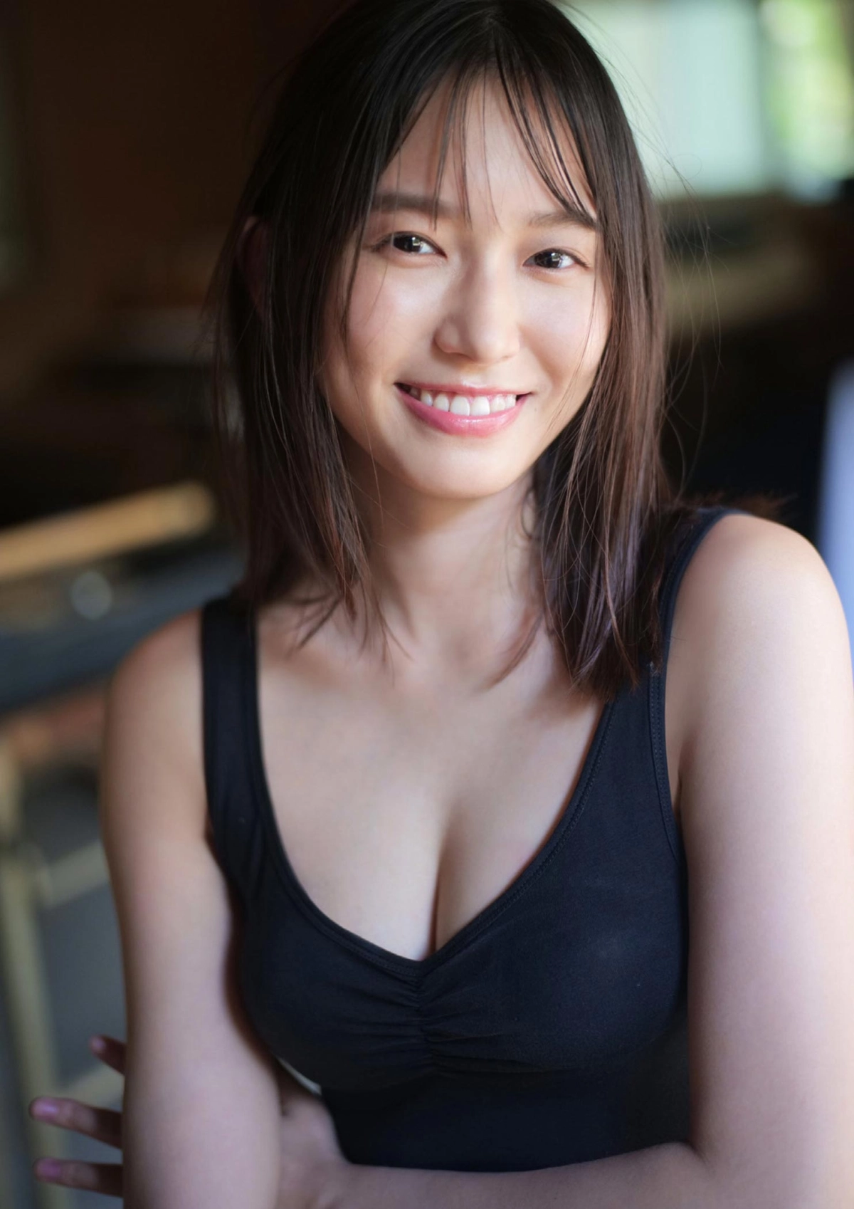 Nene Shida ánh mắt dâm nóng bỏng quyến rũ