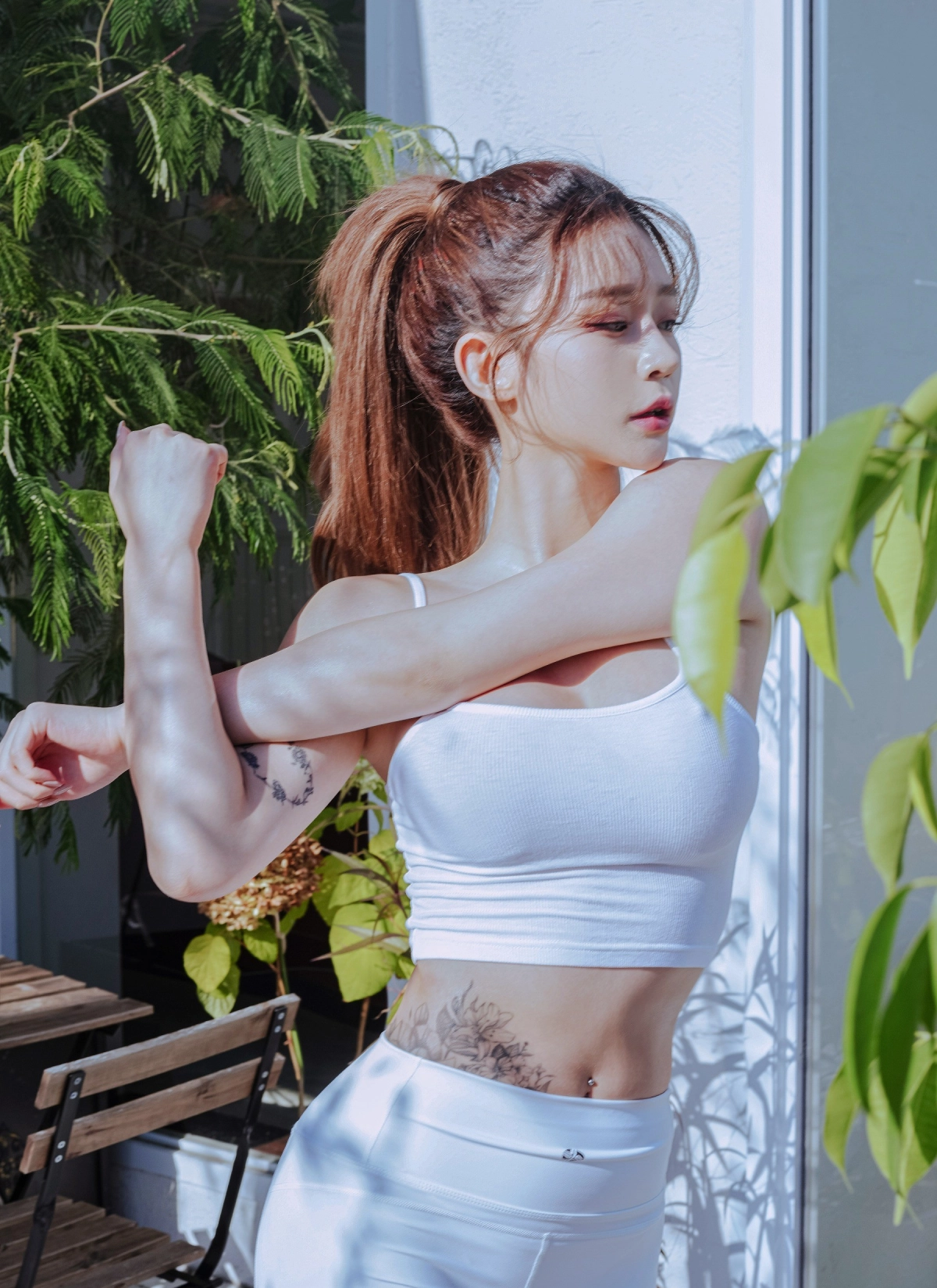 Rahee hở hang kích thích nóng bỏng cực độ