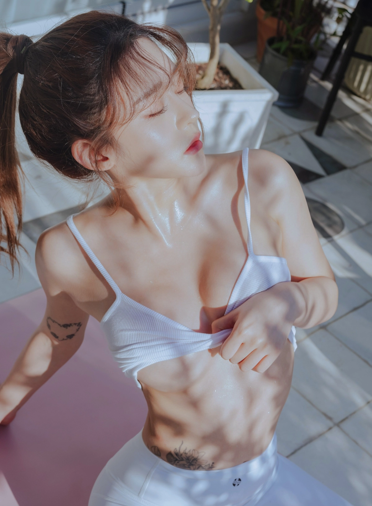 Rahee da trắng mịn sexy cuồng nhiệt