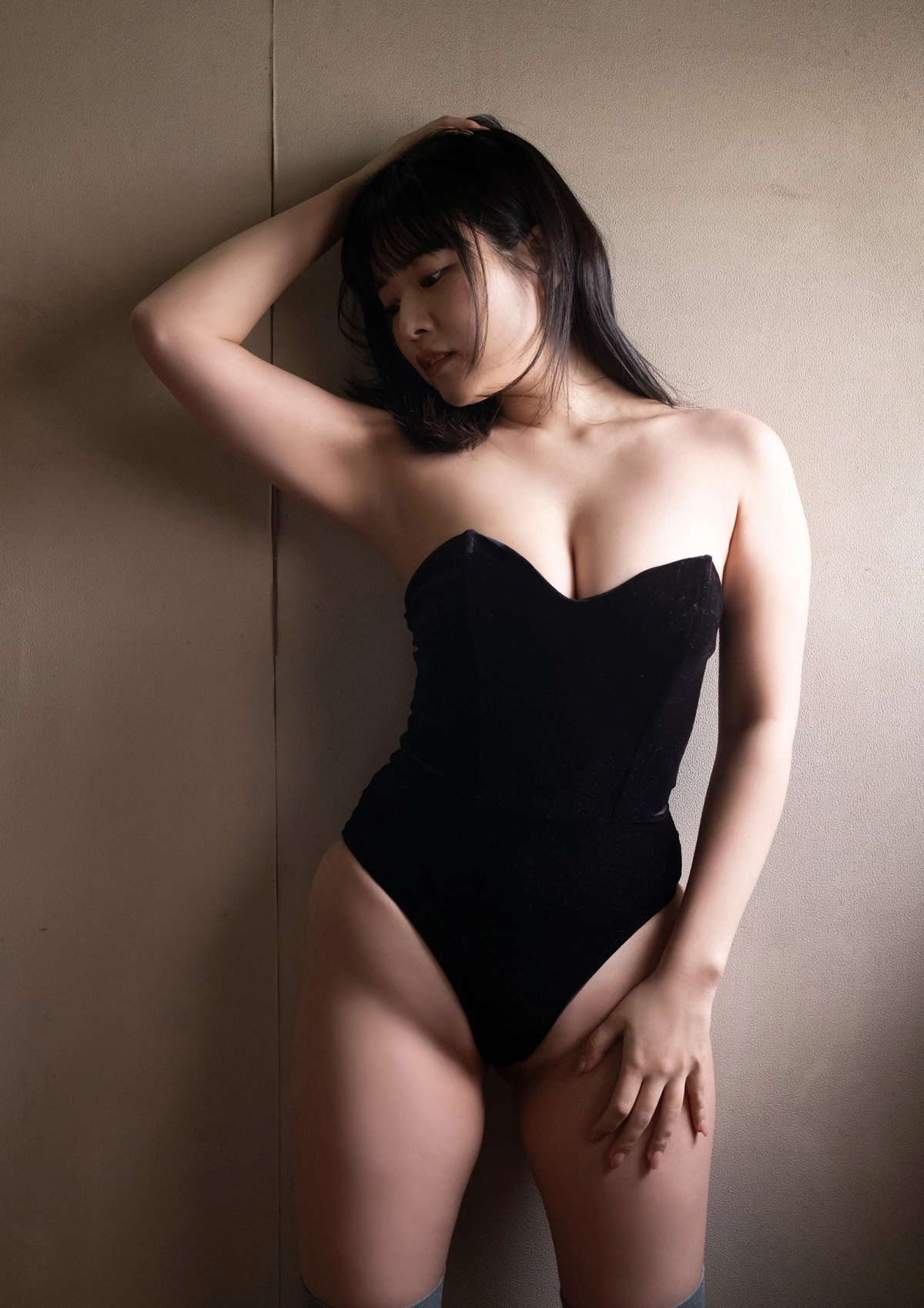 Umi Shinonome hở hang kích thích nóng bỏng cực độ