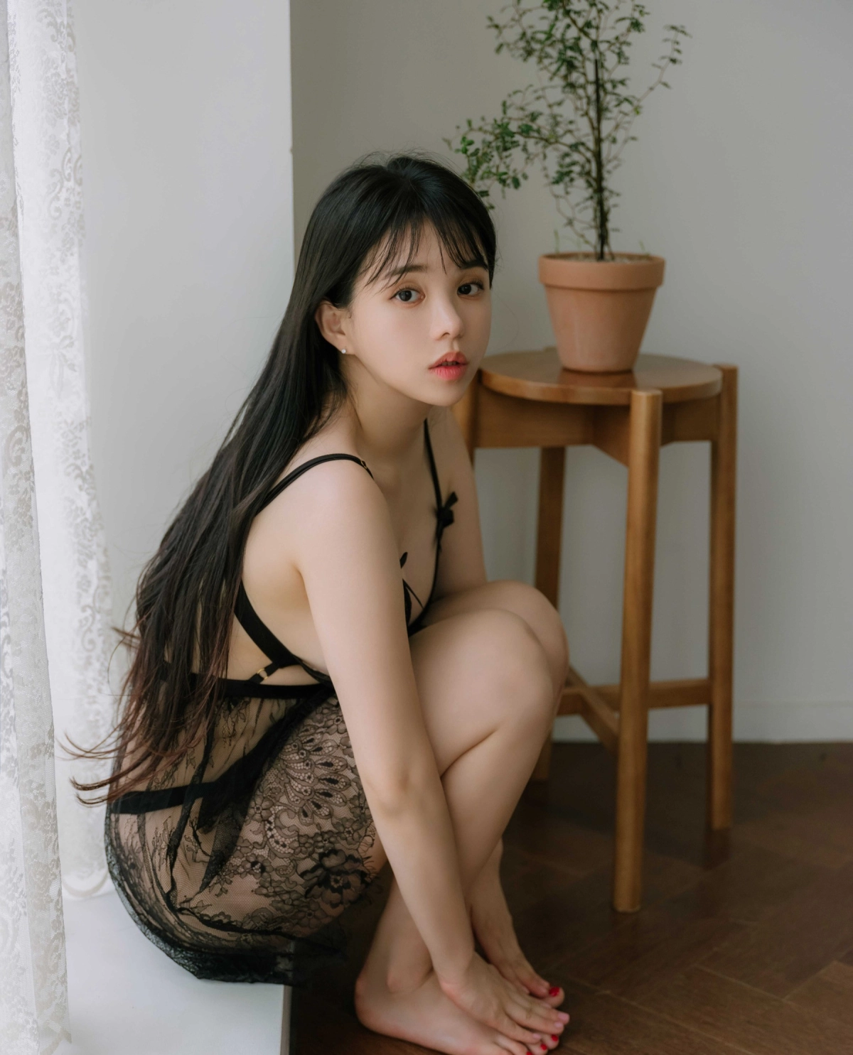 YURI cong vút sexy nóng bỏng cuốn hút