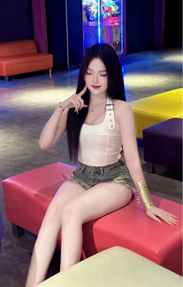Ảnh gái xinh Việt Nam theo phong cách sexy, quyến rũ