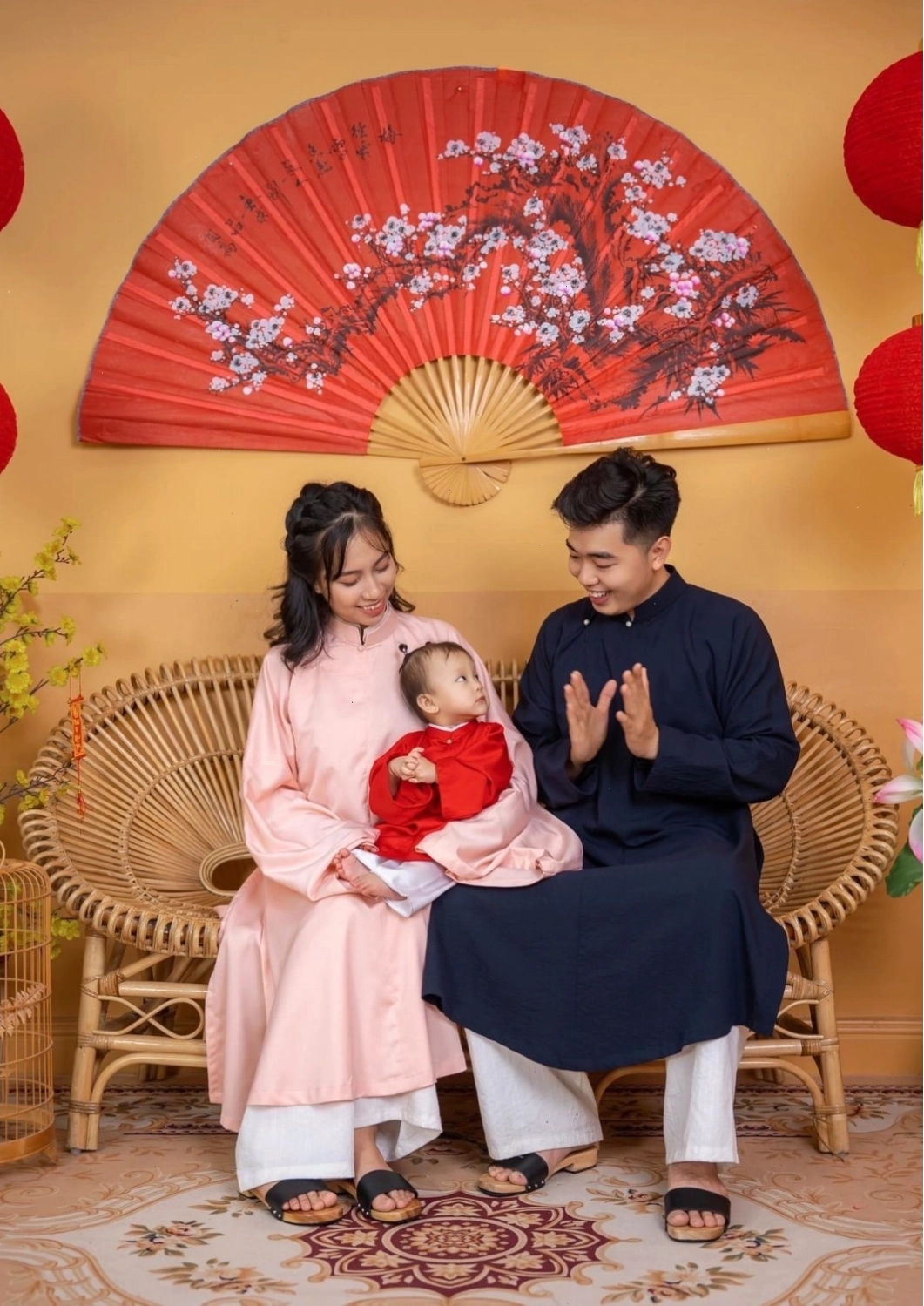 Các vật dụng trang trí từ mây tre, tạo không gian ấm cúng dịp lễ hội