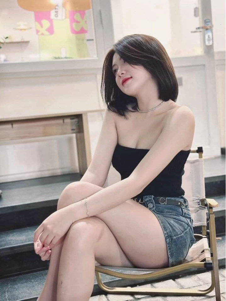 Gái xinh 2k10 với khuôn mặt đáng yêu