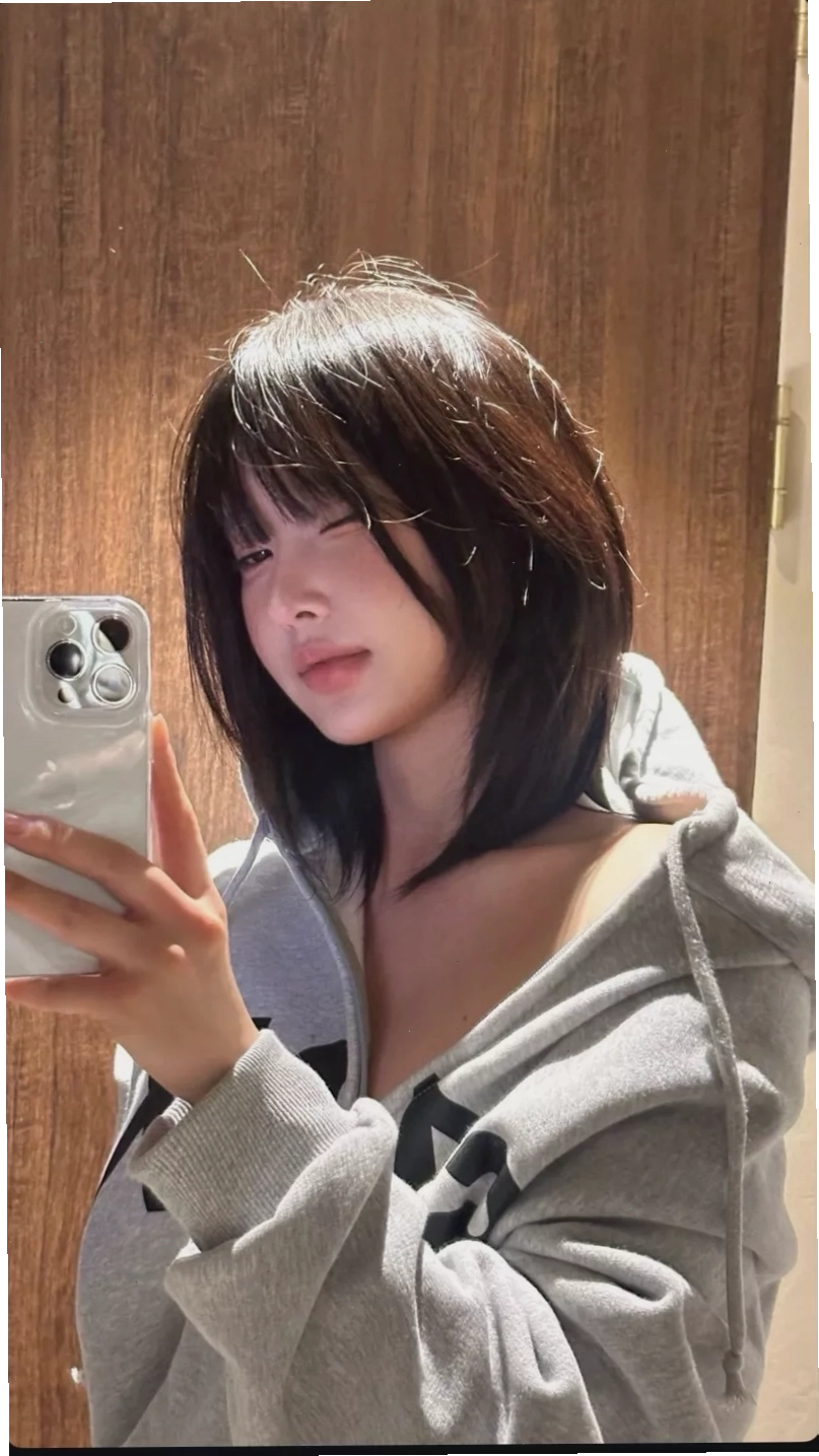 Gái xinh Nhật Bản sở hữu visual dễ thương nổi bật