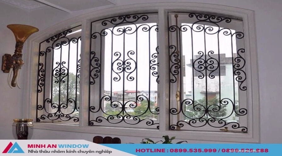 Mẫu hoa sắt cửa sổ hoa văn trang nhã
