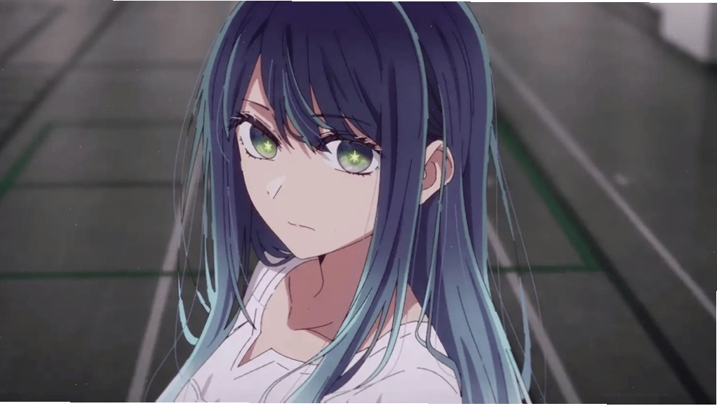 Nữ nhân vật anime với trang phục lộng lẫy