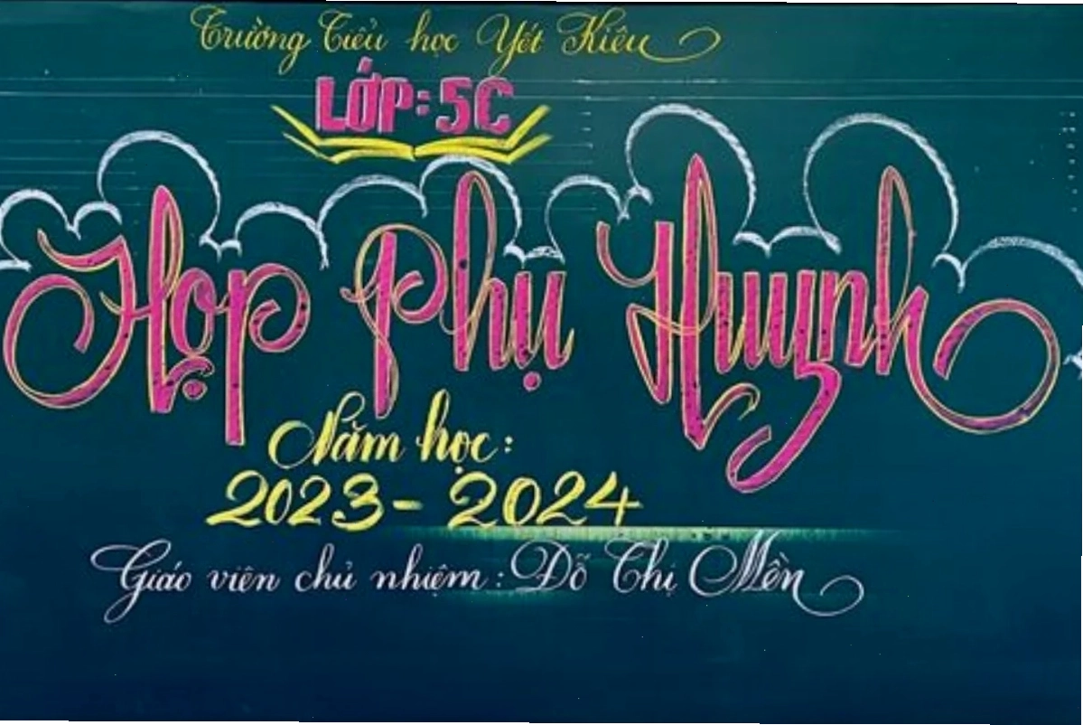 Trang trí bảng họp phụ huynh cuối học kỳ với hình ảnh ngôi sao và cúp khen thưởng