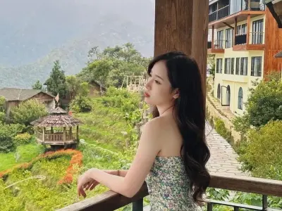 Bộ ảnh gái xinh chụp ảnh ngoại cảnh đẹp lạ, đầy cuốn hút