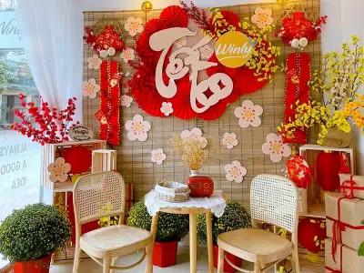 Trang trí Tết bằng mành tre – không gian xuân mộc mạc đẹp
