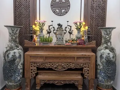 Trang trí bàn thờ chuẩn phong thủy rước tài lộc vào nhà