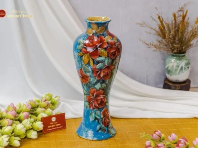 Khám Phá Vẻ Đẹp Vĩnh Cửu Của Lọ Hoa Gốm Sứ Bát Tràng