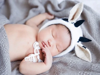 Meme ảnh em bé cute: Biểu cảm độc đáo "gây sốt" cộng đồng mạng 2026